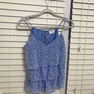 Flowy light blue patterned tank top from sienna sky size xs.